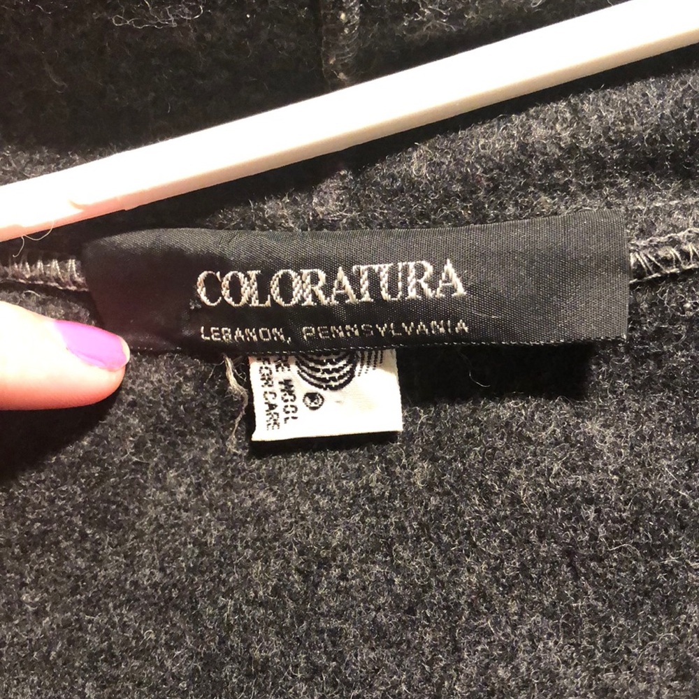 Coloratura 100% wool cape
